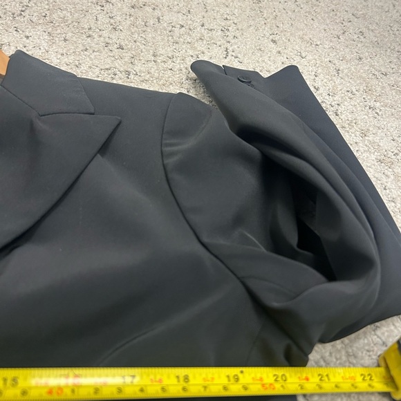Holt Renfrew size 14 Black Double-Breasted Blazer EUC petty coat style buttons - Picture 11 of 15